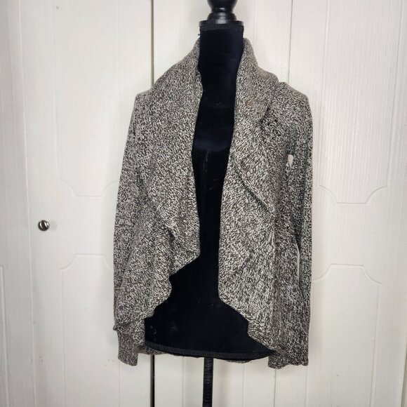 Tribal Open Front Waterfall Kaftan Knit Gray Crochet Cardigan - Picture 1 of 7